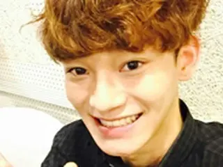 「EXO」TAO脱退説が浮上した当日、CHENが掲載した写真…「どこか悲しそう」
