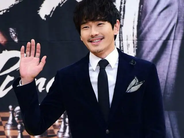 韓国俳優オン・ジュワン（31）が、KBC2新ドラマ「覆面刑事」から降板することがわかった。（提供:news1）