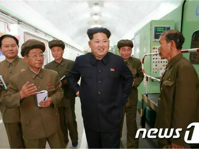 北朝鮮の金正恩（キム・ジョンウン）第1書記が竜城機械連合企業所内の「2月11日工場」を現地視察したと7日、朝鮮中央通信が報じた。（提供:news1）