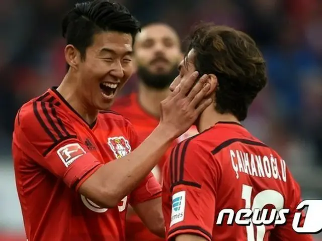 韓国出身のサッカー選手ソン・フンミン（22、レバークーゼン）が自身を取り巻く移籍説を一蹴した。