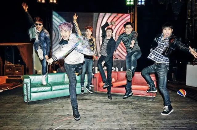 11日、ミュージックビデオ監督の突然の中断通知で「2PM」などのカムバック日程に支障をきたした主張したJYPエンターテインメントがこの日午後「キム・ジヨン監督とはうまく解決した」と明らかにした。（提供:OSEN）
