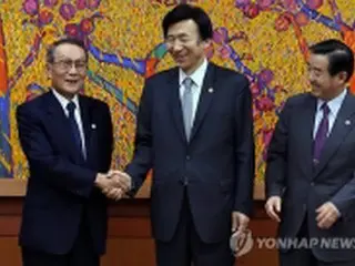 韓国外交部長官　日韓経済協会長に緊密協力呼びかけ