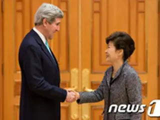 朴大統領、米国のケリー国務長官と面会…北・SLBM対応などを協議