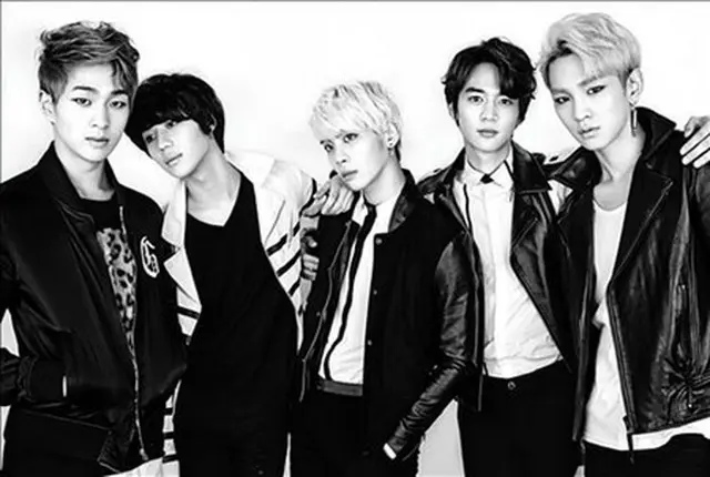 「SHINee」