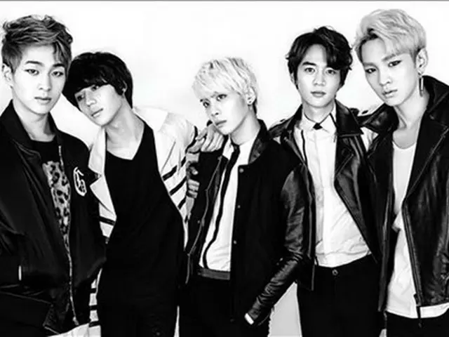 「SHINee」