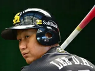 “腰痛”ソフトB・李大浩、連日欠場も…チームは12-0の大勝