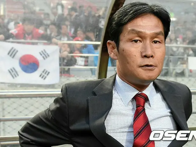 チェ・ヨンス監督が率いるFCソウルは27日午後7時、大阪・万博記念競技場でおこなわれた2015アジアチャンピオンズリーグベスト16第2戦でホームのガンバ大阪に2-3と敗北した。（提供:OSEN）