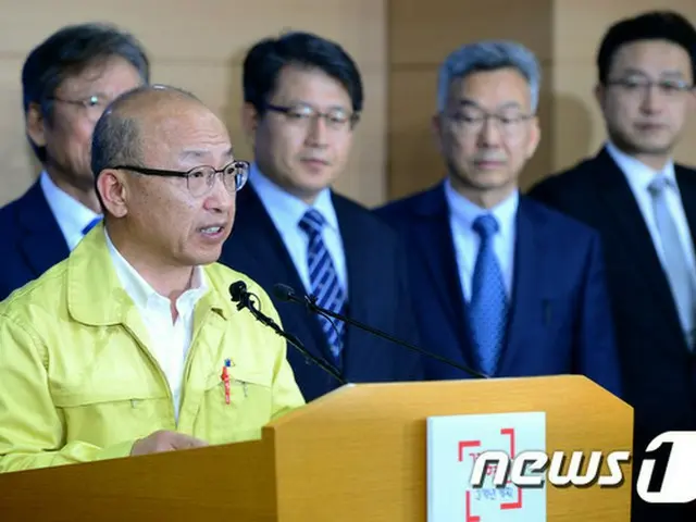韓国・京畿道（キョンギド）・平沢（ピョンテク）に住む小学生児童が、中東呼吸器症候群（MERS=マーズ）感染の疑いがあると発表された。教育部は、休校についても検討している。