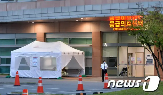 韓国でMERS（中東呼吸器症候群）ウイルス感染者数が増加しており、日本の外務省が韓国への旅行客に特別注意を呼びかけていると日本メディアが2日、報じた。