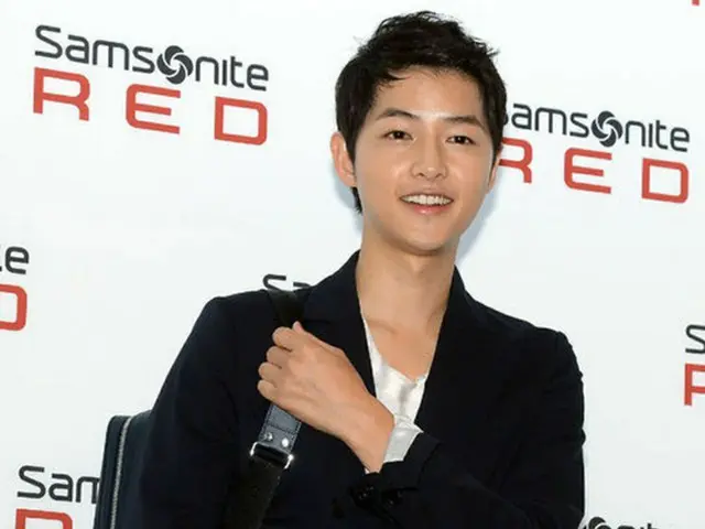 韓国俳優ソン・ジュンギ（29）が「初恋に合う男性スター」1位に選ばれた。