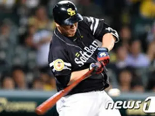 ソフトB・李大浩、マルチヒットで7G連続ヒット…打率0.333