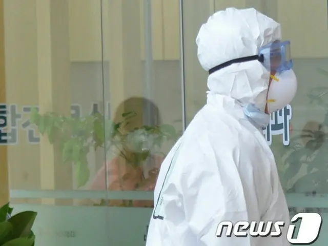 日本馬術連盟は、韓国でMERS（中東呼吸器症候群）の感染者が増加していることを受け、ソウル馬術場で13～14日に開催予定の日韓馬術大会への選手団派遣を無期延期すると8日、明らかにした。（提供:news1）
