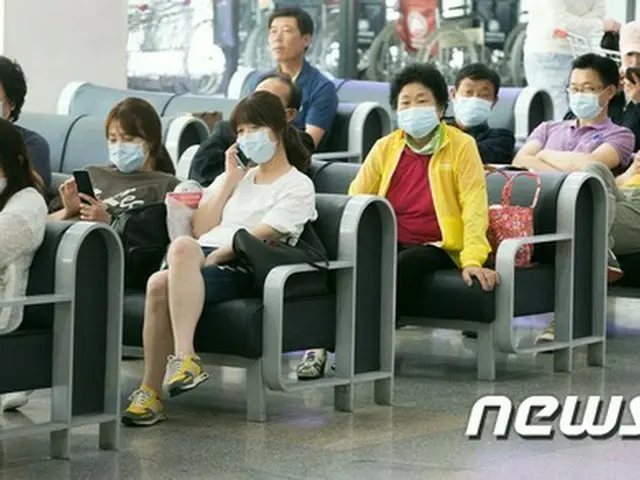 中東呼吸器症候群（MERS）の感染脅威が拡大する中、日本政府は韓国に対策本部を設置することを発表した。