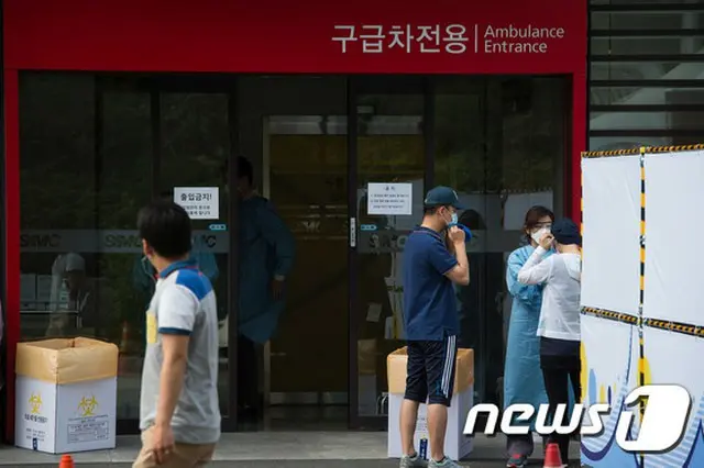 MERS（中東呼吸器症候群）患者が13人追加され108人に増えた。先月20日、最初の患者が発生してから21日で100人を超えた。死亡者も2人増え、9人となった。