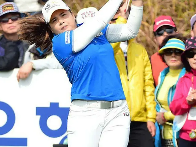 韓国女子プロゴルファーパク・インビ（朴仁、26、KB金融グループ）が米国女子プロゴルフ（LPGA）ツアー3連続メジャー大会優勝と世界ランキング1位奪還を同時に成し遂げた。（提供:OSEN）