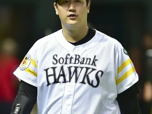交流戦で最高の活躍を見せたソフトバンクのイ・デホ（李大浩）が休息を終えて、パ・リーグ首位の日本ハムと真っ向勝負に出る。