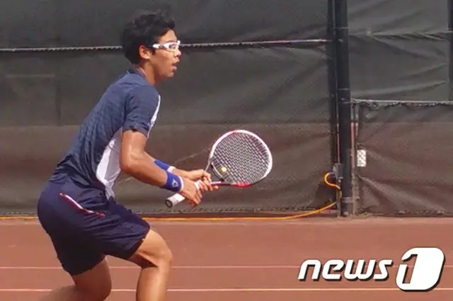韓国男子テニスのチョン・ヒョン（19）が、ATPテニス エイゴン・オープンのシングルス2回戦に進出した。（提供:news1）