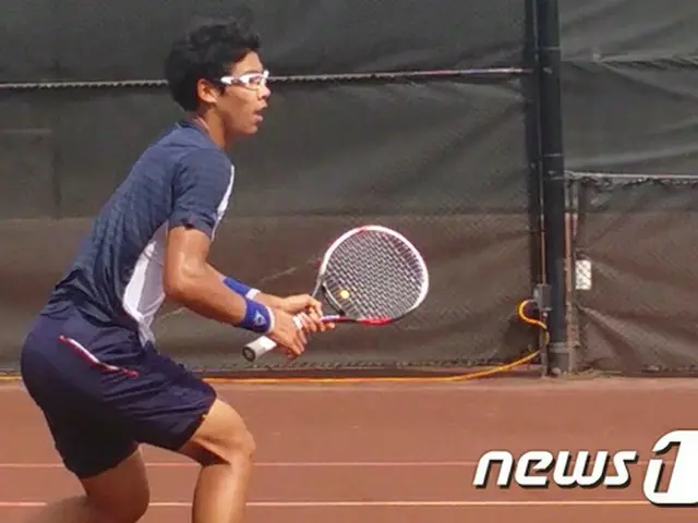 韓国男子テニスのチョン・ヒョン（19）が、ATPテニス エイゴン・オープンのシングルス2回戦に進出した。（提供:news1）