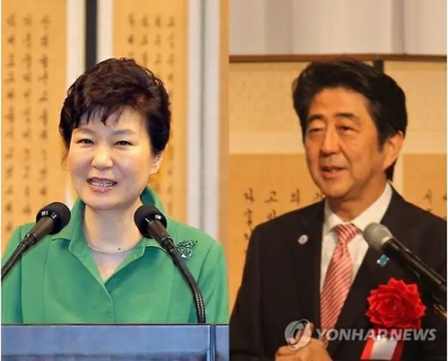 ソウルでの記念式典に出席した朴大統領（左）と東京での式典に出席した安倍首相＝２２日、ソウル、東京（聯合ニュース）