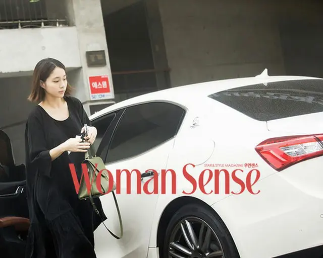 韓国女優イ・ミンジョンの出産後の近況がとらえられた。（提供:OSEN）