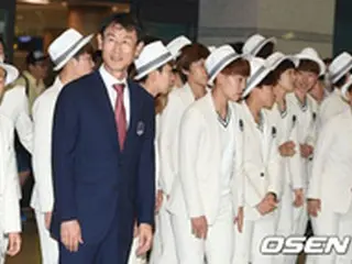 ＜サッカー女子W杯＞帰国した韓国代表ユン監督 「ここから新たなスタート」