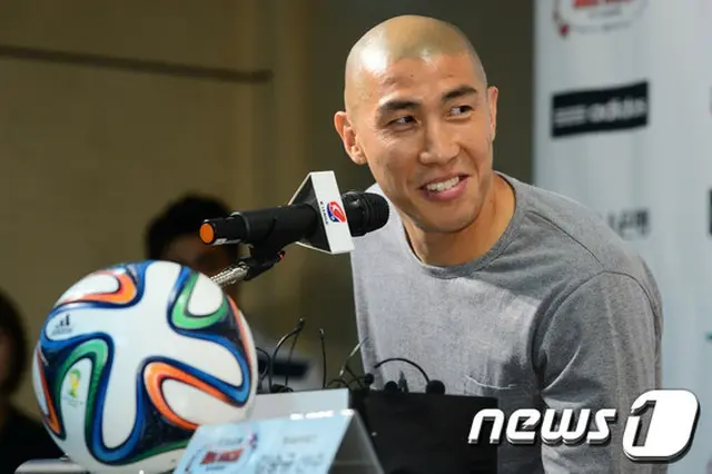 今シーズンを最後に、現役引退を表明している韓国のサッカー選手チャ・ドゥリ（34、FCソウル）が、2015Kリーグオールスター戦ファン投票で不動の1位を独走している。チャ・ドゥリが、ファンに向けて感謝の意を表した