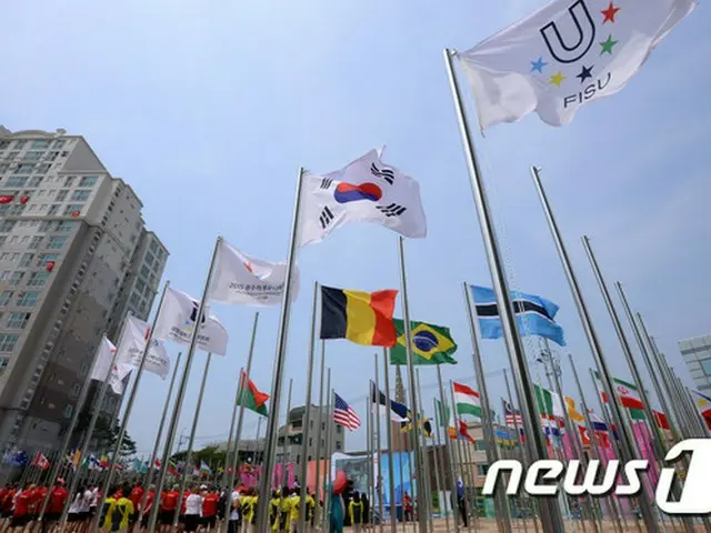 2015光州夏季ユニバーシアード大会に参加した、中部アフリカの内陸に位置するブルンジ共和国出身の男女選手2人が、選手村から姿を消した。U大会組織委員会が足取りを追っている。
