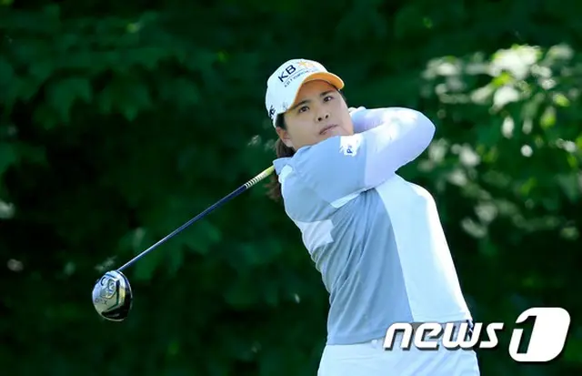 韓国女子プロゴルファーのパク・インビ（朴仁妃、26、KB金融グループ）が4週連続で世界ランキング1位の座を守っている。