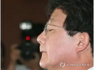 韓国与党院内代表が辞任　議員総会の勧告受け入れ