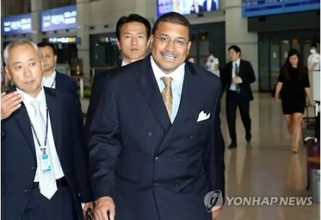 来韓したフランク・ローズ米国務次官補＝９日、仁川（聯合ニュース）