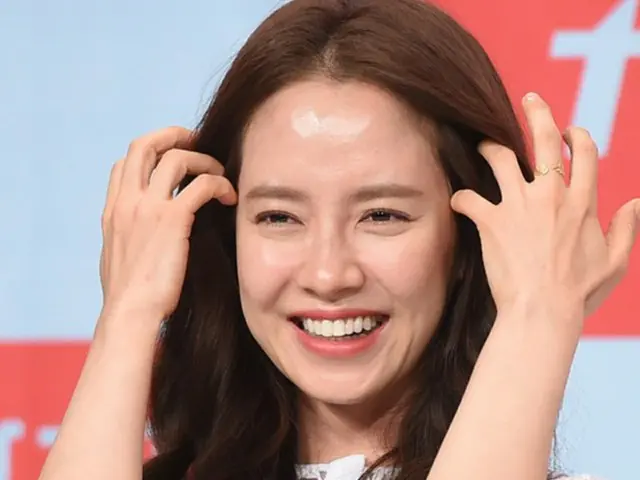韓国女優ソン・ジヒョ（33）が、C-JeSエンターテインメントのペク・チャンジュ代表と破局したことがわかった。