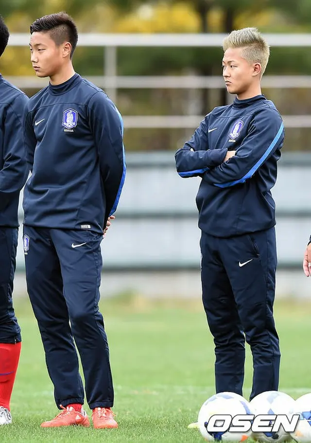 韓国出身のサッカー選手ペク・スンホ（18、MF）と“韓国のメッシ”ことイ・スンウ（17、FW）は、これから本格的に難しい戦いに挑戦することになる。