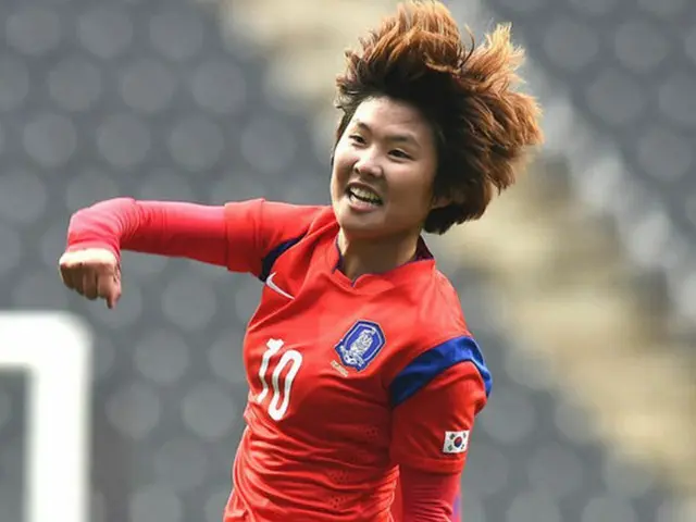 韓国の“女メッシ”ことチ・ソヨン（24）が、チェルシーLFC復帰戦でPKを決め、勝利に貢献した。