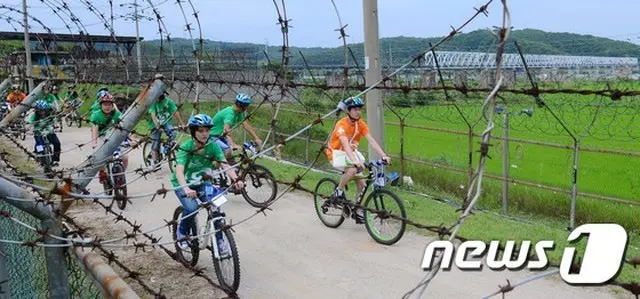 日本で自転車旅行をしていた20代の韓国人男性が道路に倒れてケガをし、病院に搬送されたが死亡した。（写真は参考写真であり記事とは直接関係ありません / 提供:news1）