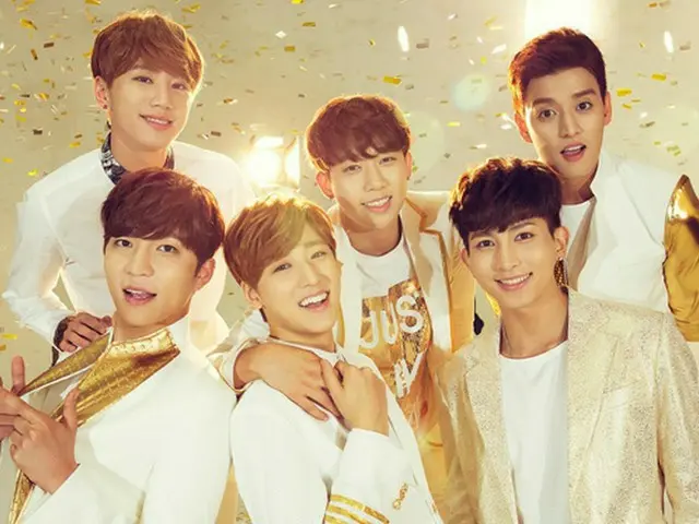「U-KISS」、11枚目の日本シングル「Stay Gold」のジャケット写真が解禁。（オフィシャル）