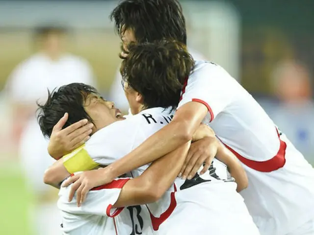 北朝鮮女子サッカー代表チームが熱戦の末、開催国の中国を破り、ユン・ドクヨ号と大会の頂点を争うことになった。（提供:OSEN）