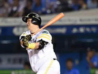 ソフトB・李大浩、ガツンと21号HR