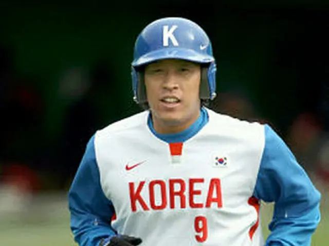 ドーハ・アジア大会に野球代表チームとして参加するイ・ビョンギュ選手。写真は練習中の姿＝16日、釜山（聯合）
