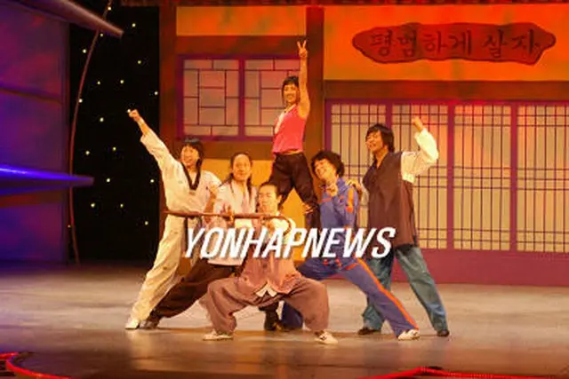 ＜ジャンプ＞の公演＝5日、ロンドン（聯合）