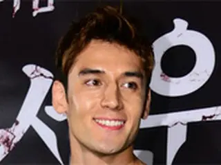 俳優ジュリアン・カン、ソ・イングク＆「VIXX」と同じ所属事務所に
