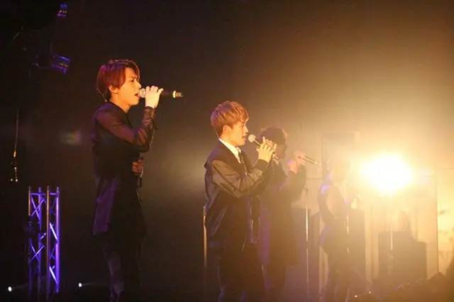 「SHU-I（シューアイ）」の「SHU-I LIVE TOUR 2015「I-DREAM」」ツアーファイナル公演が8月15日、原宿クエストホールで行われた。（オフィシャル）