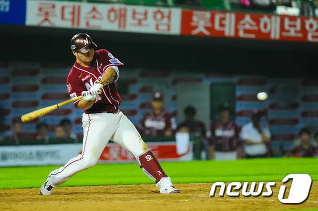韓国プロ野球ネクセン・ヒーローズの4番打者パク・ビョンホ（29）の株価が日増しに急増している。（提供:news1）