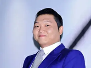 歌手PSY、メディアカンファレンス講師に変身！世界のリーダーと肩並べる