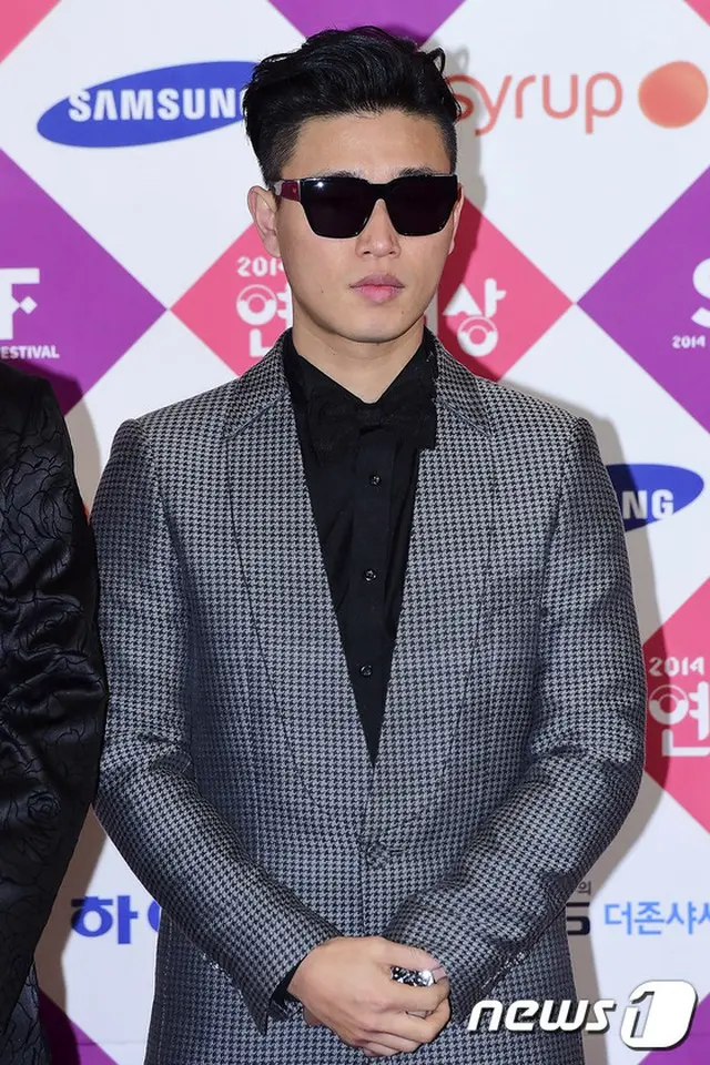 ”性動画”スキャンダルに巻き込まれた韓国男性デュオ「Leessang（リサン）」のケリ（37）側が、法的対応を示唆した。