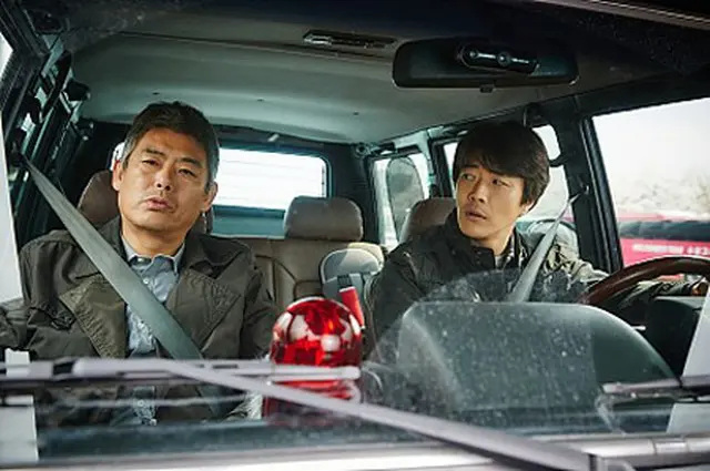 韓国映画「探偵:ザ・ビギニング」が全国15都市（韓国）で4万人を招待する超特急、超大型試写会を開催することがわかった。（提供:OSEN）