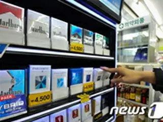 韓国コンビニからタバコ陳列棚が消える？…保健福祉部長官「強力な取り締まりを」