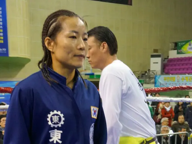 世界女子ボクシング協会（WIBA）ライトフライ級のチャンピオン、ホン・ソヨン（28）が韓国・全羅北道の完州郡（ワンジュグン）で2度目の防衛戦をおこなう。（提供:news1）