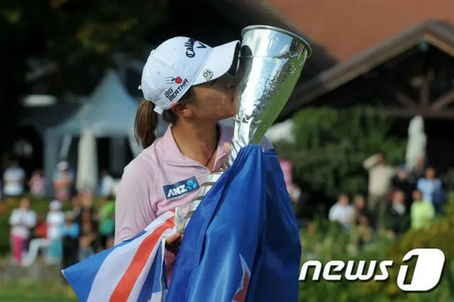 “史上最年少でメジャー優勝”を果たしたプロゴルファーのリディア・コ（18、韓国系ニュージーランド人）が「もうメジャー優勝に関する質問を受けなくてもいい」と喜んだ。