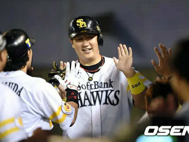 ソフトバンクのイ・デホ（李大浩）が、2年連続でリーグ優勝の喜びを味わった。（提供:OSEN）