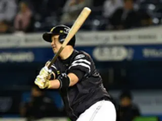 ソフトB・李大浩、8日ぶり3打数2安打の活躍